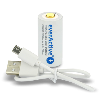 Baterija EverActive RCR123A / 16340 žibintuvėliams 3V / 700mAh / Li-Ion (pakraunami USB)