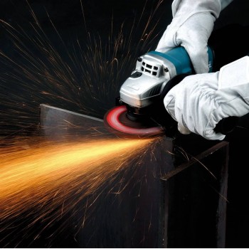 Makita 9558HNRG 125 mm 840 W tinklo kampinis šlifuoklis