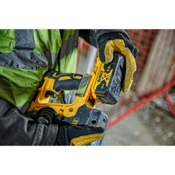 SDS-Plus 24 mm akumuliatorinis gręžtuvas su QCC DeWalt 18V XR 2x5Ah DCH274P2-QW