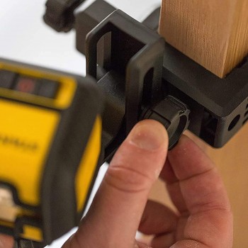 STANLEY Cubix kryžminis lazeris 12 m raudonos spalvos STHT77498-1